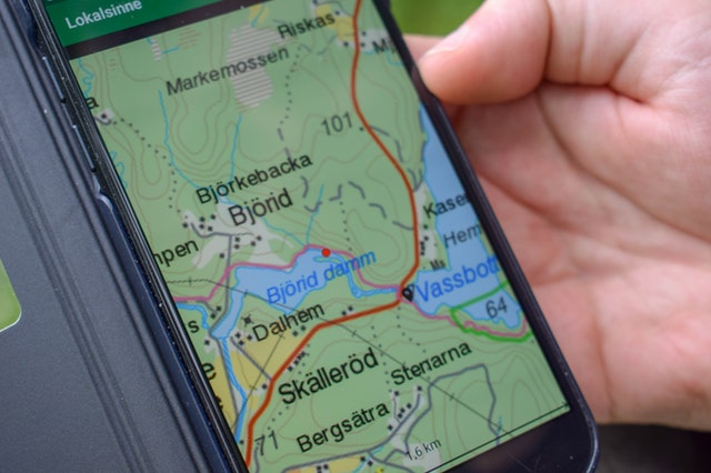 screen of the best handheld gps for hunting and fishing