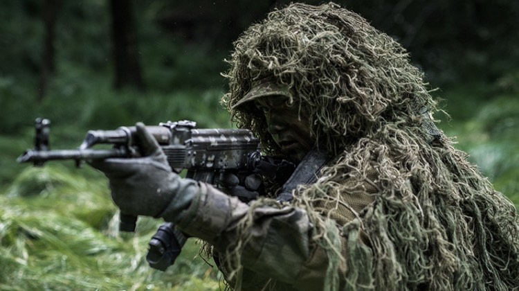 How To Make A Ghillie Suit: In Simple Steps - Huntspot.com